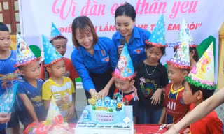 Nữ Bí thư Đoàn mê thiện nguyện, khởi nghiệp với hương trầm xứ Nghệ