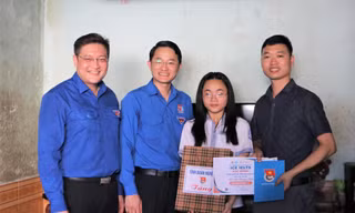 Tuổi trẻ xứ Nghệ ra quân Tiếp sức mùa thi, Hoa phượng đỏ năm 2023