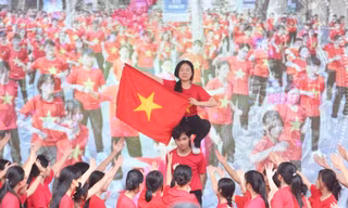 Hơn 1.000 giáo viên, học sinh chờ đón chương trình 'Nói không với thuốc lá điện tử'