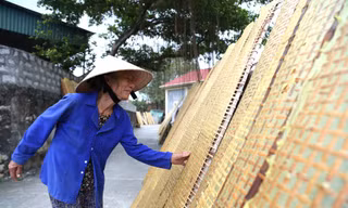 Làng tráng bánh đa nem trăm tuổi ở xứ Nghệ 