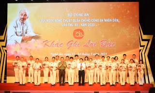 Bộ Công an tổ chức liên hoan nghệ thuật với chủ đề '75 năm khắc ghi lời Bác'