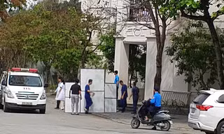 Vụ lan can rơi làm 3 nữ sinh nhập viện, Trường Đại học Vinh nói gì?