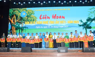 19 câu lạc bộ tham gia liên hoan Dân ca ví, giặm Nghệ Tĩnh cấp liên tỉnh 