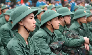 Hai thanh niên không chấp hành lệnh gọi nhập ngũ bị phạt 125 triệu đồng