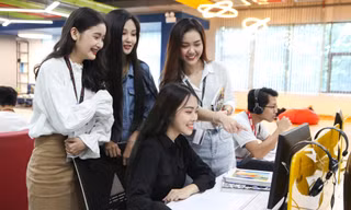 Chưa có hiệu trưởng, hàng nghìn sinh viên trường ĐH Tôn Đức Thắng vẫn chưa được cấp bằng tốt nghiệp 