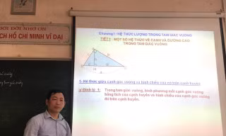 Cách làm bất nhất của Hà Nội khiến giáo viên hợp đồng liên tục "sốc nặng"
