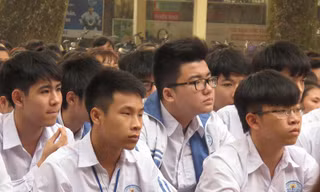 Tự chủ không đồng nghĩa với tăng học phí vô tội vạ