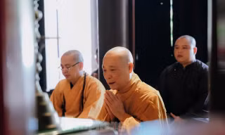 Tránh hiểu sai về cúng Rằm tháng 7, cúng cô hồn