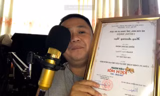 Nhận Huy chương Bạc, Minh Béo livestream khoe thành tích giữa 'bão' dư luận