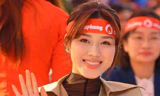 Hoa hậu Đỗ Thị Hà rạng rỡ cùng dàn á hậu, người đẹp ở Chủ Nhật Đỏ lần thứ 17 - năm 2025