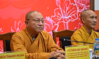 Hòa thượng Thích Gia Quang: ‘Vu lan ý nghĩa không nằm ở số bông hồng cài áo’