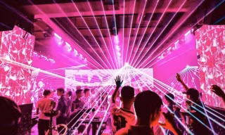 Bộ Văn hoá hướng dẫn mở cửa trở lại karaoke, vũ trường