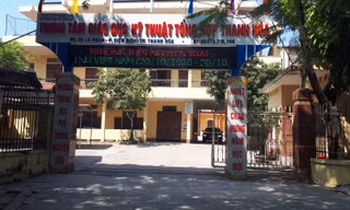Trường THPT Nguyễn Trãi