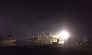 Nổ tàu cá trong đêm, 8 người thương vong, mất tích