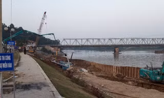 Dự án chi 34 tỷ sửa chữa bờ kè hơn 100 tỷ khắc phục đến đâu?