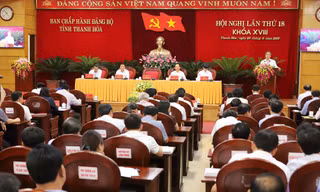Toàn cảnh hội nghị.