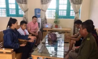 Nhặt được hơn 70 triệu đồng, nam sinh trả lại người mất