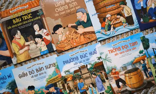 Đọc "Vang Danh Nghề Cổ", thấy mình rong ruổi khắp các làng nghề cổ Việt Nam