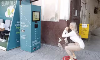 Squat 20 lần, người dân thành phố Cluj Napoca có ngay tấm vé sức khỏe đi xe buýt miễn phí