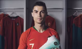 'Ăn theo' Ronaldo, Nike tung mẫu giày 'sát thủ bàn thắng'