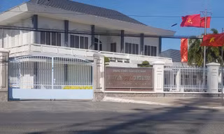 Huyện uỷ Long Phú