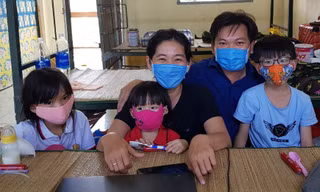 Cuộc sống trong khu cách ly của gia đình nữ tiến sĩ ngành y