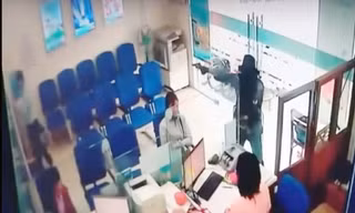 Cận cảnh diễn biến vụ cướp ngân hàng ở Tiền Giang