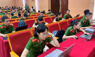 1.500 cán bộ, chiến sĩ Công an Thủ đô thi đánh giá về chuyển đổi số