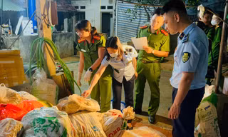 Hà Nội: Phát hiện hơn 10 tấn nội tạng trâu, bò bốc mùi chuẩn bị tiêu thụ trong dịp nghỉ lễ