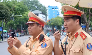 Hà Nội: CSGT ghi hình xử lý vi phạm tại 20 nút giao, 8 tuyến trọng điểm