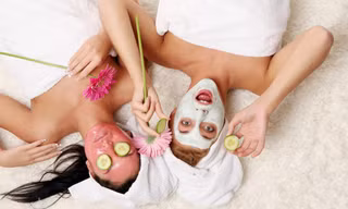 Đâu cứ phải mỹ phẩm đắt tiền, chỉ cần tập một số thói quen thôi da đã đẹp lắm rồi!
