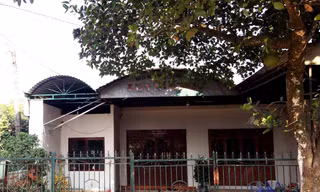 Nhà ông Nguyễn Hồng Luyn hiện không còn ai. Ảnh; Văn Ngọc 