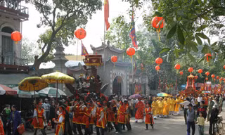 Phố Hiến: Đình, đền rộn ràng khai hội