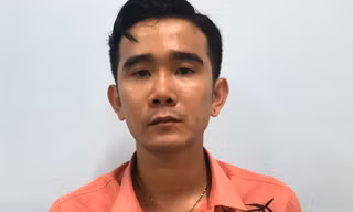 Võ Hữu Nghĩa tại cơ quan công an.