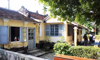 Trải qua gần 100 năm, phủ thờ công chúa triều Nguyễn nay đã xuống cấp.