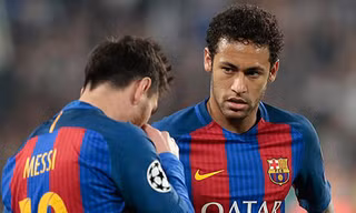 Barca bị cướp trắng quả penalty trong trận thua Juve