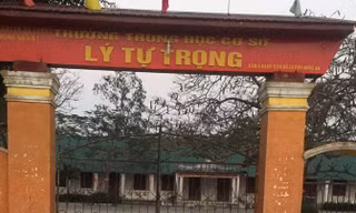 Học sinh lớp 9 tử vong ngay trong sân trường