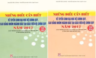 Cuốn sách bên phải dành cho các tỉnh phía Nam in sai mã ngành một số trường đại học.
