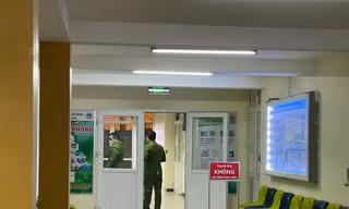 Phòng CSHS Công an Hà Nội tiếp nhận điều tra vụ bé gái bị 9 chiếc đinh găm vào hộp sọ