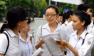 Đề và đáp án môn Toán thi thử vào lớp 10 ở Hà Nội