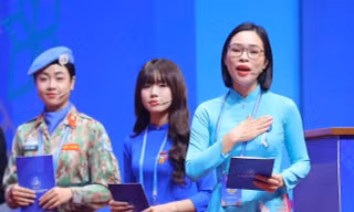 Màn tham luận đặc biệt tại Đại hội Hội LHTN Việt Nam lần thứ IX 