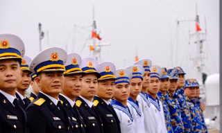 Người lính nơi biển đảo chúc mừng năm mới tới hậu phương ở đất liền