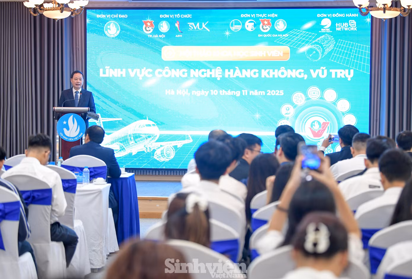 sv-hang-khong-vu-trudsc-7761.jpg