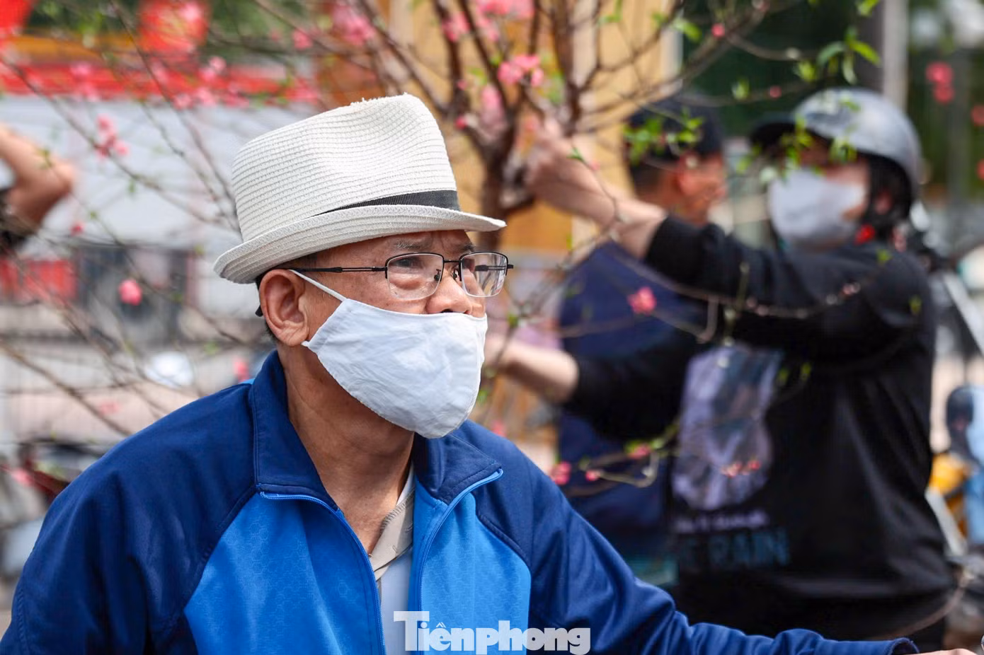 tp-cho-hoa00019.jpg