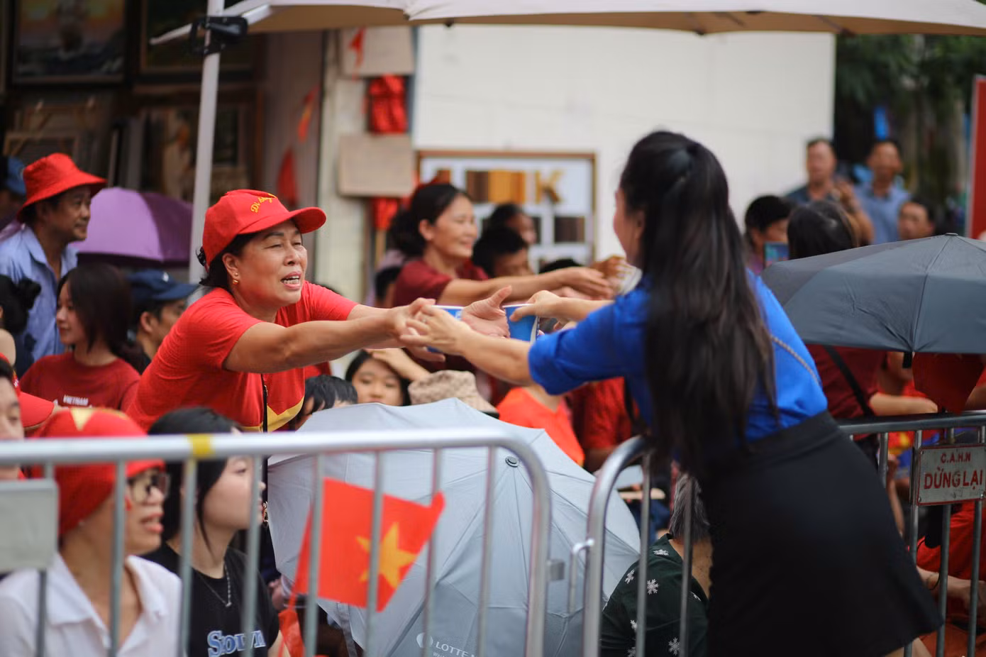 a80-tinh-nguyen-vien27.jpg