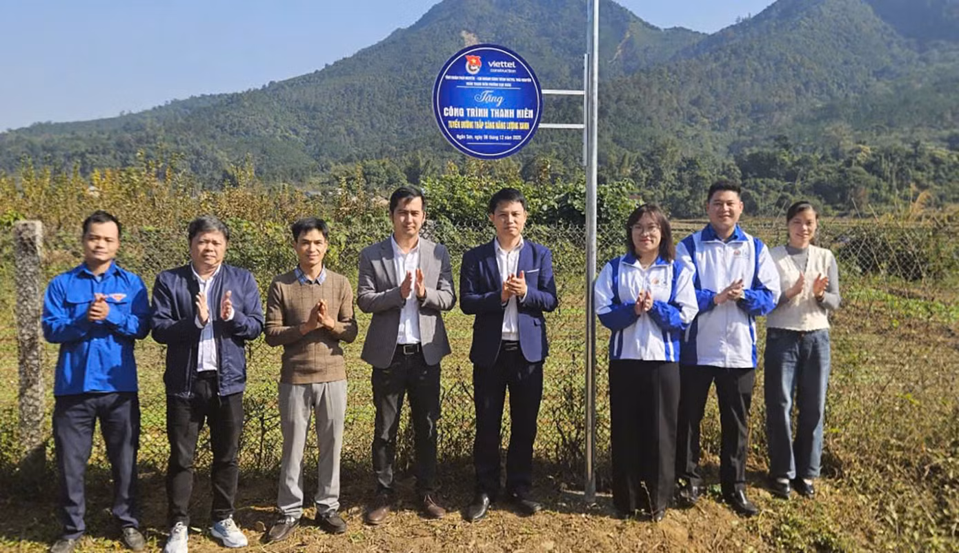 thai-nguyenz7306183226646-6581f727d1188c50aae6e6187693b53f.jpg