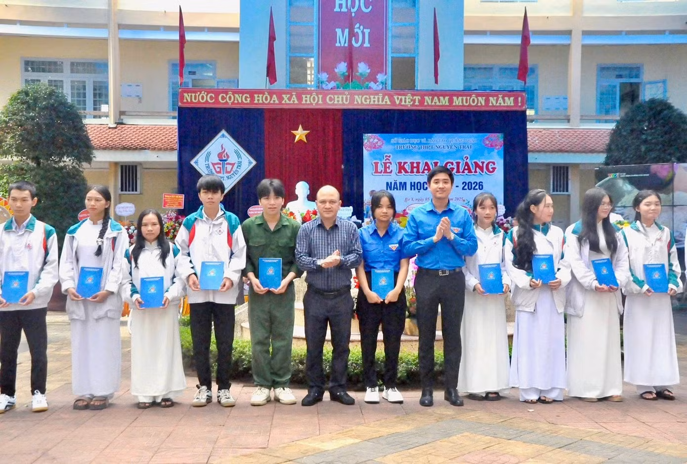 khai-giang22.jpg
