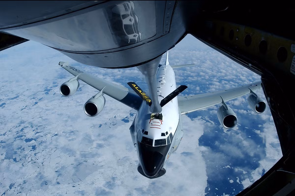 rc-135u-combat-sent-003.jpg