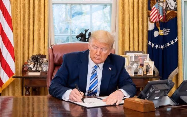trump-1766.jpg