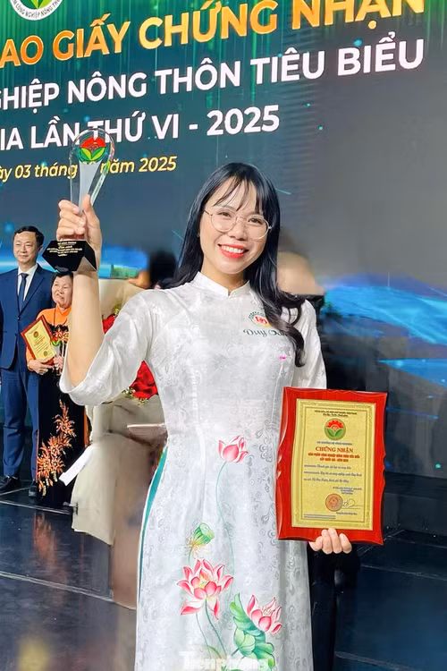 tp-dien-dan-tieng-noi-tuoi-tre-2.jpg